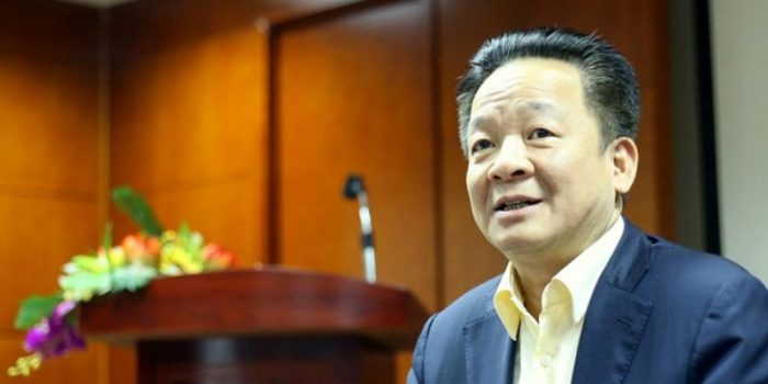 Bầu Hiển là ai